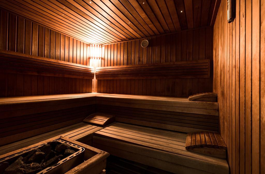 Hotel Konradowka Wellness & Spa - 300 Metrow Do Centrum คาร์ปัตซ์ ภายนอก รูปภาพ