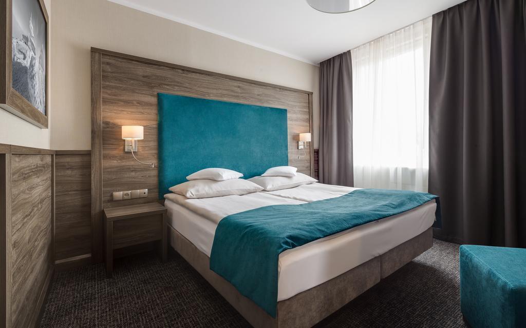 Hotel Konradowka Wellness & Spa - 300 Metrow Do Centrum คาร์ปัตซ์ ภายนอก รูปภาพ